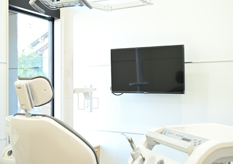 大型画面、口腔内カメラによる視覚的に分かりやすい説明